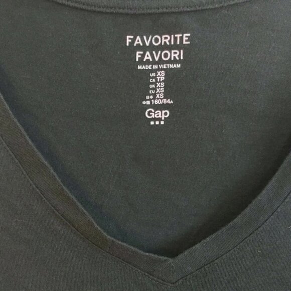 Gap Favorite V Neck T Shirt - Picture 4 of 4